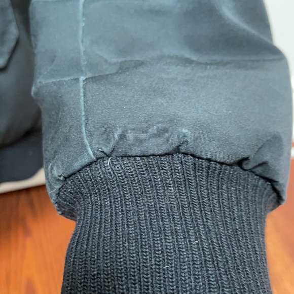 ✨HOST PICK✨Canada goose chilliwack bomber ✨ - Picture 7 of 14